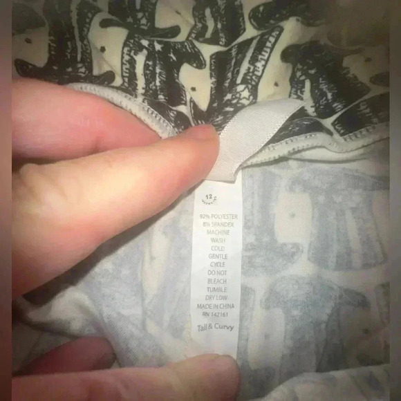 Lularoe TC cream&black top hat leggings. OG designer Patrick quality& fit. NWT - Picture 5 of 6